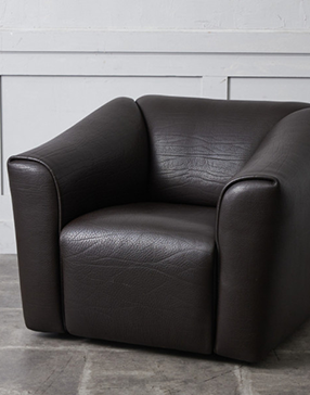 総本革張り 1人掛けソファ