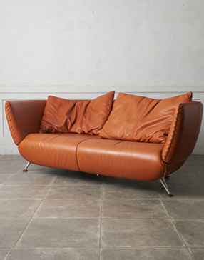 総本革張り カウチソファ